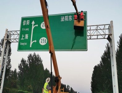 广西广西河南交通标牌